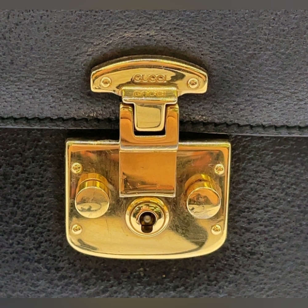 SALE! Auth Gucci Ladylock Leather Black Gold Hardware 2 Way Handbag W/DB/Keys - Picture 8 of 16